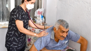 Eşrefpaşa Hastanesi'nin evde bakım hizmet ağı genişliyor