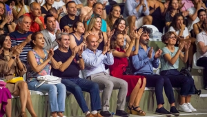 Bülent Ortaçgil'den Kültürpark'ta 50. yıl konseri