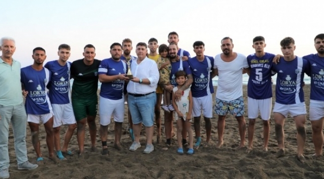 Menderes'te Plaj Futbolu Turnuvası