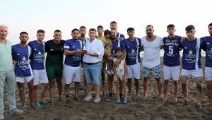 Menderes'te Plaj Futbolu Turnuvası