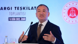 Adalet Bakanı Bozdağ: Anayasada 2 maddede değişiklik yapacağız