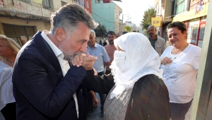 Başkan Sandal’a Emek Mahallesi’nde sıcak karşılama