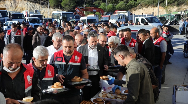 Başkan Sandal işçilerle buluştu: “Birliğimizi kimse bozamaz”