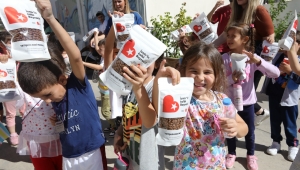 Bayraklı’da minikler can dostlarla buluştu