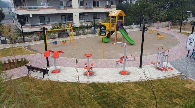 Menderes Belediyesi park ve yeşil alan çalışmalarına devam ediyor