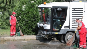 Bayraklı’da 3 yılda 378 bin ton atık toplandı
