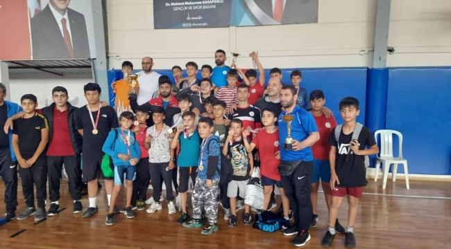 Bayraklı’nın sporcuları başarıya doymuyor
