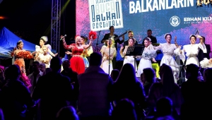  Buca’da coşkunun dinmediği festival