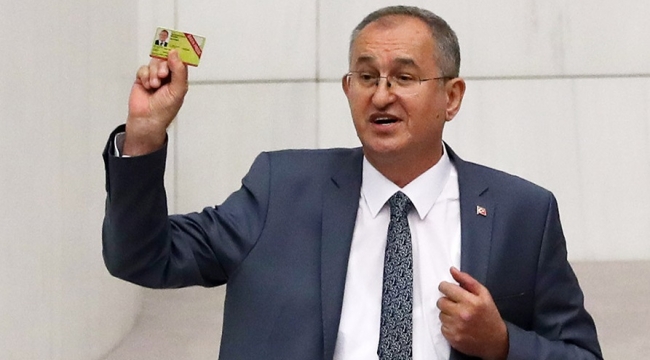 CHP'li Sertel'den basın kartı tepkisi