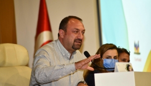 Gümrükçü'den Köyiçi Çıkışı: 