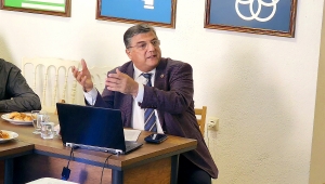 CHP’li Sındır, uluslararası tarım gazetecileri federasyonu üyeleriyle buluştu