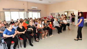 Çiğlili Kadınların Buluşma Adresi: Mor Akademi