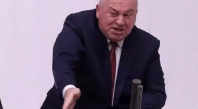 Enginyurt’tan Erdoğan’a: Sen niye Ferhat’sın da biz Şirin oluyoruz
