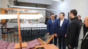 Bergama’nın parklarını öğrencilerin yaptığı banklar süsleyecek