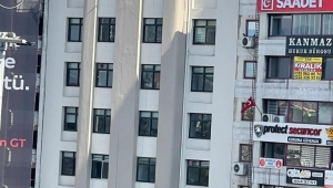 Başdaş, “Konak Belediyesi önce kendi kaçak katından başlasın””