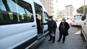 Bayraklı’da “ücretsiz pazar servisi” dönemi