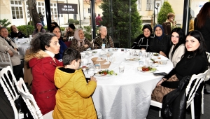 Bornova’da kadınlar kahvaltıda buluştu