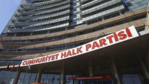 İki belediye başkanı istifa kararı aldı, Kılıçdaroğlu engelledi