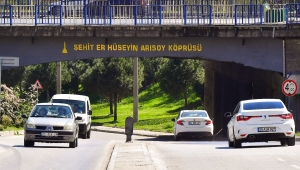 İzmir Büyükşehir Belediyesi’nden İzmirli şehitlerin anısına saygı