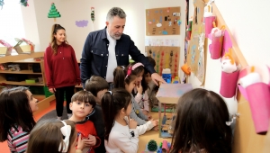 Başkan Sandal'dan anaokullarına ziyaret 23 Nisan'ı çocuklarla karşıladı