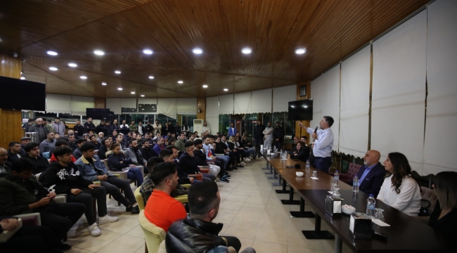 Bayraklı’da ‘Gençlik Buluşması’ Başkan Sandal, “Kral çıplak”