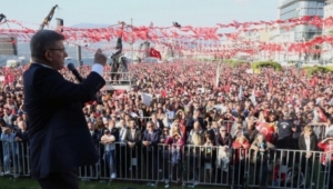 Davutoğlu İzmir'den mesaj gönderdi: 