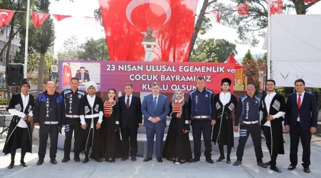 Kınık'ta 23 Nisan Ulusal Egemenlik ve Çocuk Bayramı kutlandı