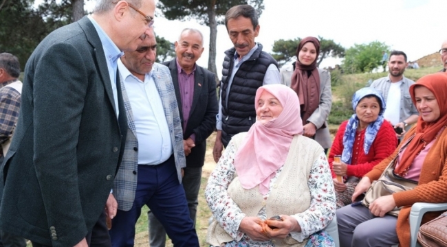 AK Partili Sürekli, “İzmir Gündoğdu Meydanı’nda tarih yazdı”