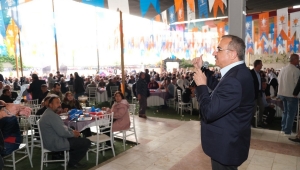 AK Partili Sürekli İzmir’in bir ucundan diğerine uzandı