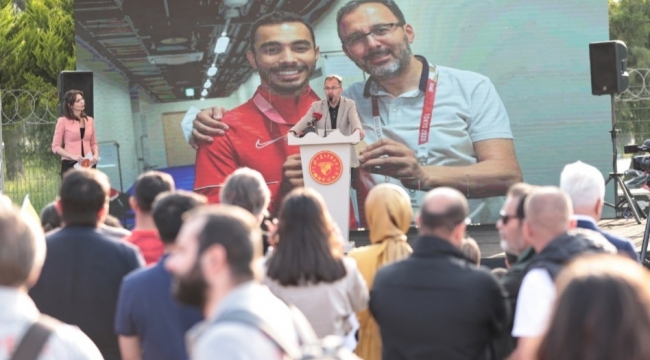 Bakan Kasapoğlu “İzmir’in 50 yıllık özlemini bugün gerçekleştiriyoruz”