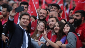 Denizler mücadelesine devam ediyor!”