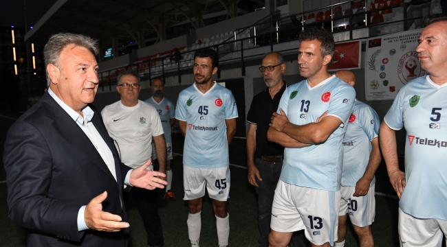 100. Yıl Turnuvası’nın başlama vuruşu Başkan İduğ’dan