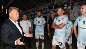 100. Yıl Turnuvası’nın başlama vuruşu Başkan İduğ’dan