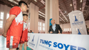 İzmir’in yeni spor uygulaması Sporİzmir kullanıma sunuldu