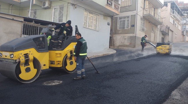 Konak’ın yollarına 4 buçuk yılda 50 bin ton asfalt