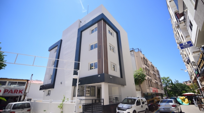 Bornova’da kız öğrenci yurtları için geri sayım başladı