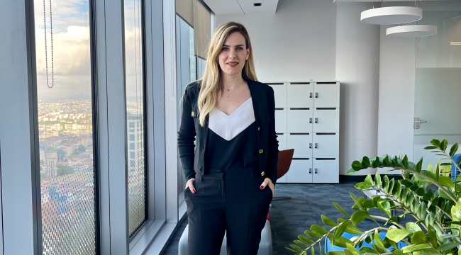 Teknoloji Sektöründe Kadınların Zirve Yolculuğu