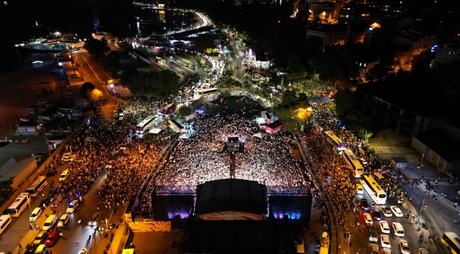 Türkiye’nin En Genç Festivali Üsküdar Fest 2023’te İzleyici Rekoru Kırıldı!