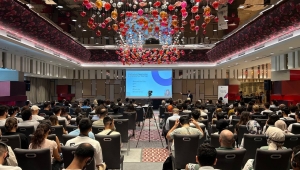 Vize seminerindeki çekilişte bir öğrenci I-20 belgesi almaya hak kazandı