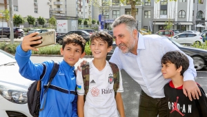 Bayraklı’da sokaktan yönetim