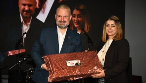 MENEMEN'DE ÖĞRETMENLER GÜNÜ İÇİN UNUTULMAZ GECE