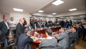 Başkan Soyer, Belediye İş Sendikası üyeleriyle buluştu