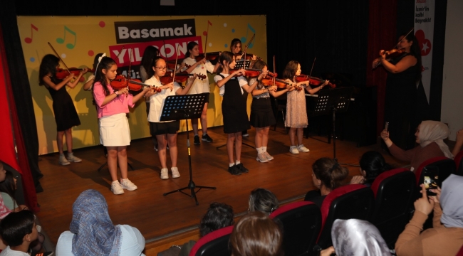 Bayraklı’da 16 branşta ‘Basamak’ kursları başladı
