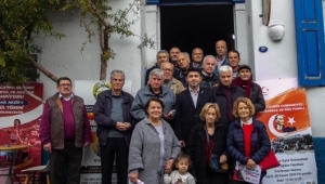 CHP Buca Aday adayı Berk Hızlıateş'ten Dumlupınar ve Yaylacık'a ziyaret