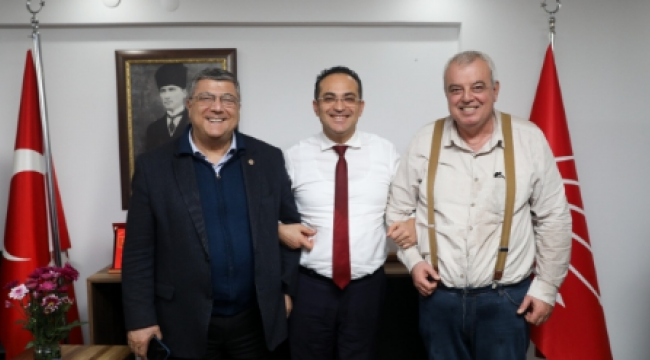 Kamil Okyay Sındır ; 'Olgun Başkan'ın yolunu açmak için ona güç vermeliyiz