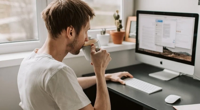 Ofis çalışanları! Fıtık olmak istemiyorsanız bu haberi okuyun