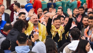 Folklorik Deve Gösterisi Menemen'de binleri buluşturdu