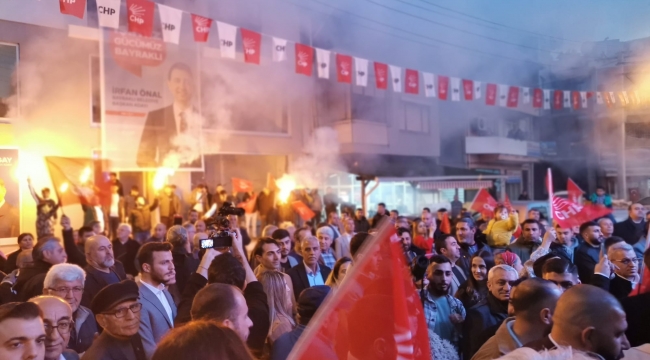 Soğukkuyu'da seçim ofisi açılışı mini mitinge dönüştü!
