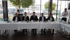 Tugay'dan :İzmir'de CHP bayrağını düşürmeyeceğiz