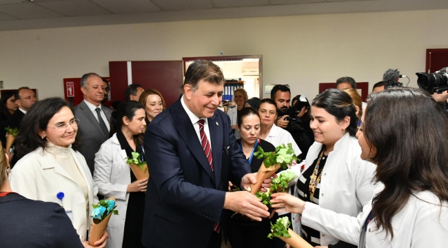 Başkan Cemil Tugay, meslektaşlarıyla buluştu